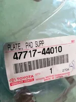 Toyota Avensis T270 Supporto della pinza del freno posteriore 4771744010