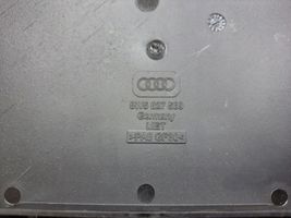 Audi A4 S4 B9 Mocowanie trójkąta ostrzegawczego 8W5827569