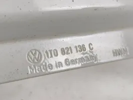 Volkswagen Caddy Uchwyt / Mocowanie błotnika przedniego 1T0821136C