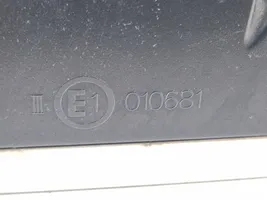 Audi A4 S4 B6 8E 8H Elektryczne lusterko boczne drzwi przednich E1010681