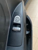 Mercedes-Benz Vito Viano W447 Rivestimento del pannello della portiera anteriore a4477271778