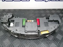 Audi A8 S8 D2 4D Tachimetro (quadro strumenti) 