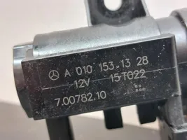 Mercedes-Benz A W176 Turboahtimen magneettiventtiili 