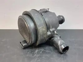 Mercedes-Benz A W176 Pompe à eau de liquide de refroidissement 