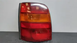 Nissan Micra Lampy tylnej klapy bagażnika 