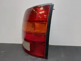 Nissan Micra Lampy tylnej klapy bagażnika 