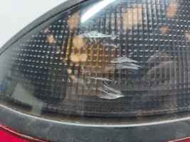 Renault Laguna I Luci posteriori del portellone del bagagliaio 