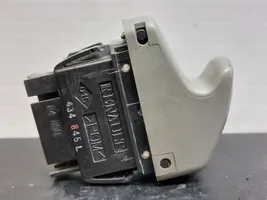 Renault Twingo I Electric window control switch 