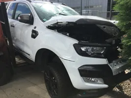 Ford Ranger Błotnik przedni 