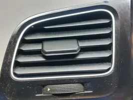 Volkswagen Golf VII Atrapa chłodnicy / Grill 