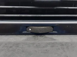 Volkswagen Golf VII Front grill 