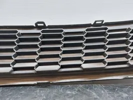 Volkswagen Polo V 6R Grille de calandre avant 