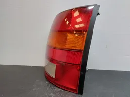 Nissan Micra Lampy tylnej klapy bagażnika 