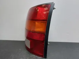 Nissan Micra Lampy tylnej klapy bagażnika 