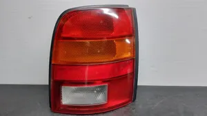 Nissan Micra Lampy tylnej klapy bagażnika 