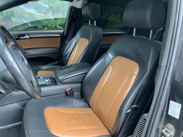 Audi Q7 4L Sėdynių / durų apdailų komplektas 