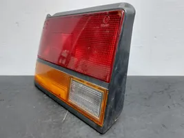 Toyota Corolla E80 Lampy tylnej klapy bagażnika 