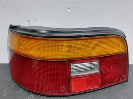 Toyota Corolla E90 Lampy tylnej klapy bagażnika 