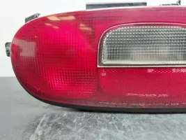 Mazda MX-3 Luci posteriori del portellone del bagagliaio 