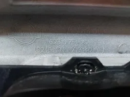 Nissan Terrano Grille de calandre avant 