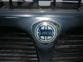 Lancia Prisma Griglia anteriore 