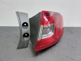 Renault Clio IV Tailgate rear/tail lights 