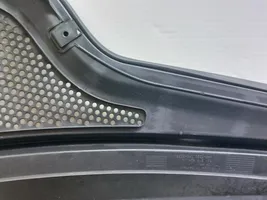 Volkswagen Golf VII Wiper trim 