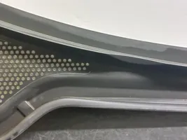 Volkswagen Golf VII Wiper trim 