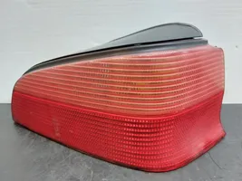 Peugeot 106 Lampy tylnej klapy bagażnika 