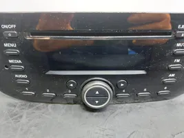 Fiat Punto (199) Radio/CD/DVD/GPS head unit 