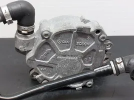 Audi A4 S4 B8 8K Pompe à vide 