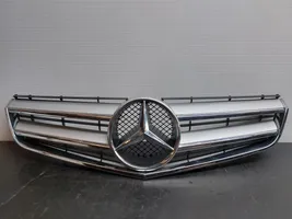 Mercedes-Benz CLK C207 A207 Etusäleikkö 