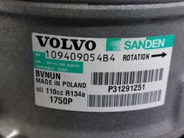 Volvo V40 Cross country Ilmastointilaitteen kompressorin pumppu (A/C) 