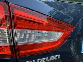 Suzuki SX4 S-Cross Lampy tylnej klapy bagażnika 