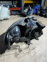 Chrysler Voyager Lampa przednia 073341103