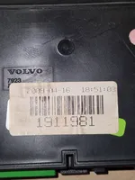 Volvo V70 Écran / affichage / petit écran 7923