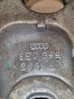 Audi A4 S4 B6 8E 8H Vaihdelaatikon kiinnitys 8E0399