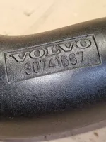 Volvo V70 Tube d'admission de tuyau de refroidisseur intermédiaire 30741667