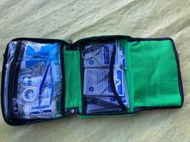 Mercedes-Benz C AMG W204 Trousse de premiers secours 