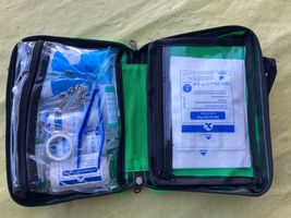 Mercedes-Benz C AMG W204 Trousse de premiers secours 