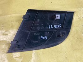 Mercedes-Benz B W245 Rivestimento del tergicristallo A1698300275