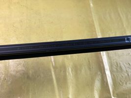 Mercedes-Benz B W245 Moulures des vitres de la porte arrière A1697351365