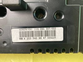 Mercedes-Benz C W203 Tachimetro (quadro strumenti) A2035408847