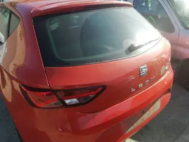 Seat Leon (5F) Takaluukun/tavaratilan kansi 