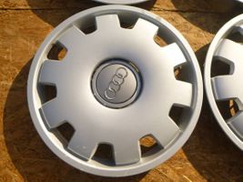 Audi A3 S3 8L R16 wheel hub/cap/trim 4B0601147D