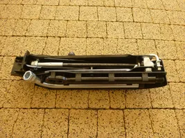 Volkswagen Transporter - Caravelle T5 Lift Jack 7LA011031A