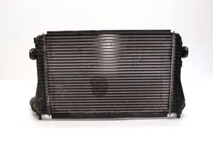 Volkswagen Golf V Chłodnica powietrza doładowującego / Intercooler 