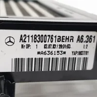 Mercedes-Benz E W211 Radiador de calefacción eléctrico de habitáculo 5HB00853600