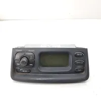 Toyota Yaris Unidad delantera de radio/CD/DVD/GPS 8611052021B0