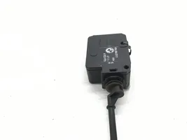 BMW 3 E46 Fuel tank cap lock motor 6923973